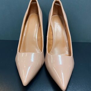 HOT! Sexy red bottom pumps in a pretty blush/nude/pink NIB Size 13w